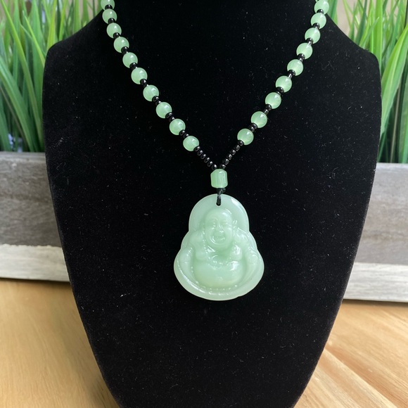 STATEMENT NYC NECKLACE - Picture 1 of 12